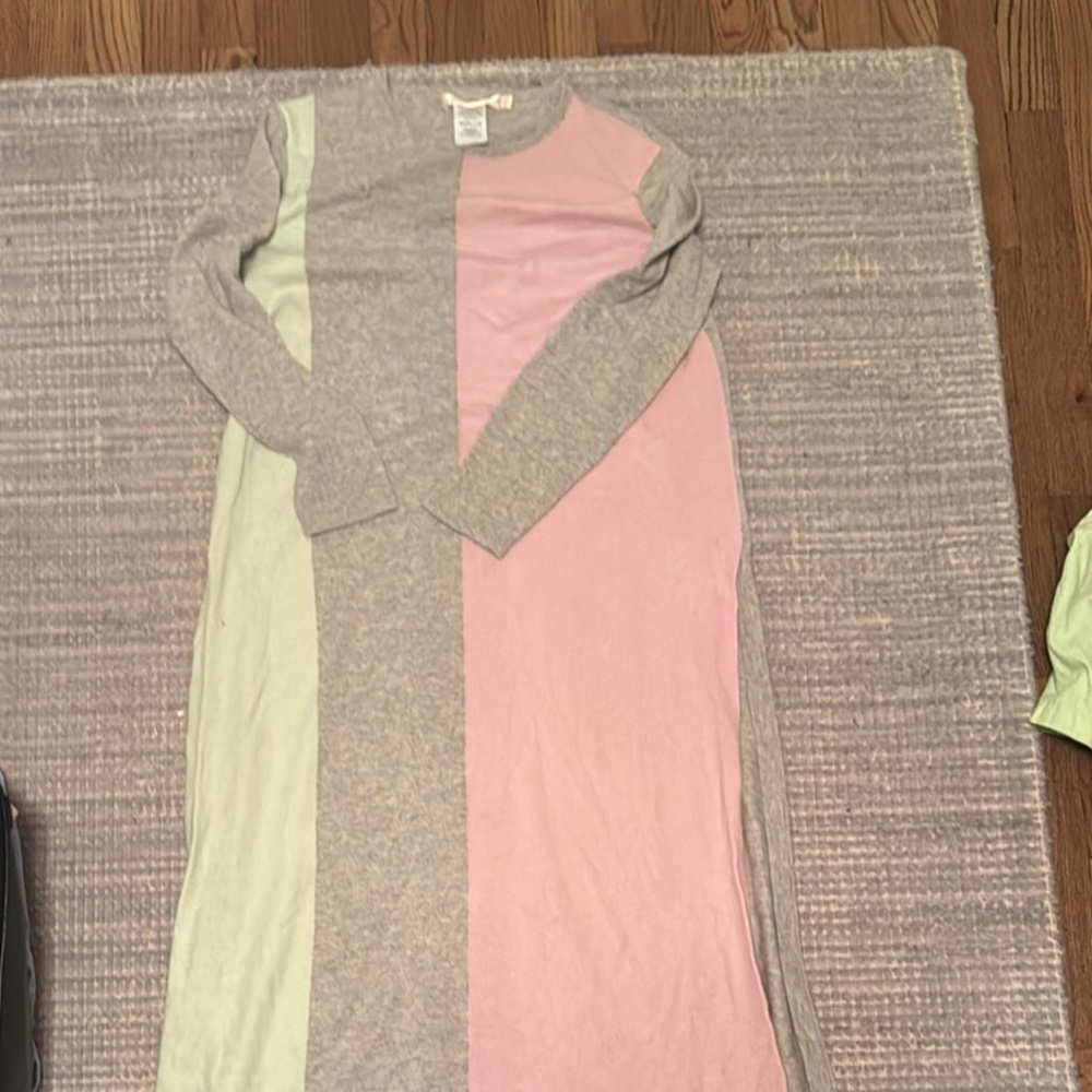 Colorblock Long Sleeve Cashmere  tunic Zynni size s